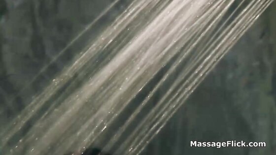 Lubed Latina perfection blows client on massage session