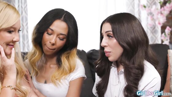 Can stepmommy have a taste of your pussy