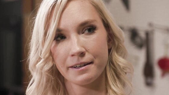 Blonde babe sucks n rides mechanics bbc