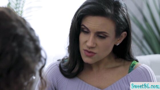 Pleasing my angry stepmom by sitting on her face