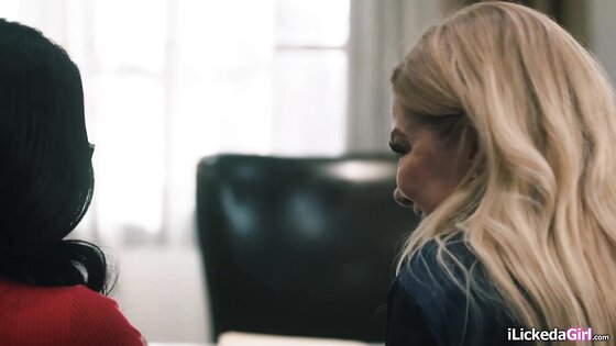 Big tit stepmom dovefucking stepdaughter