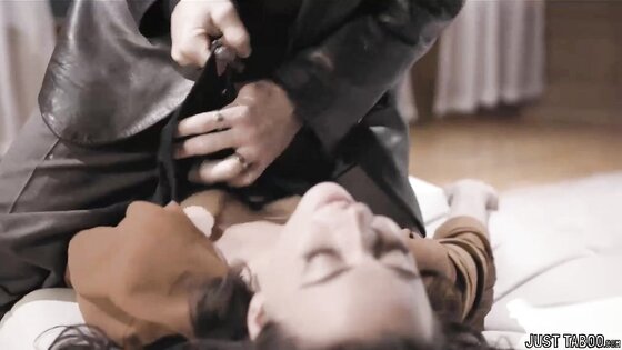 Come here you, I want you. NOW!