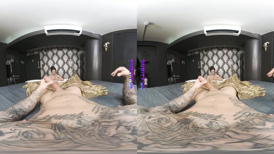 PURITYVR Seductive striptease with Giih Spanic