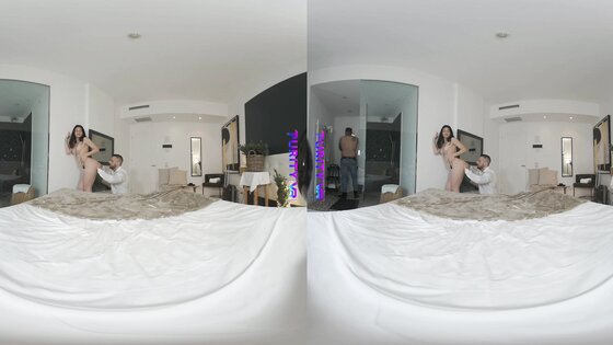 PURITYVR Naughty waiter with Elena Spano