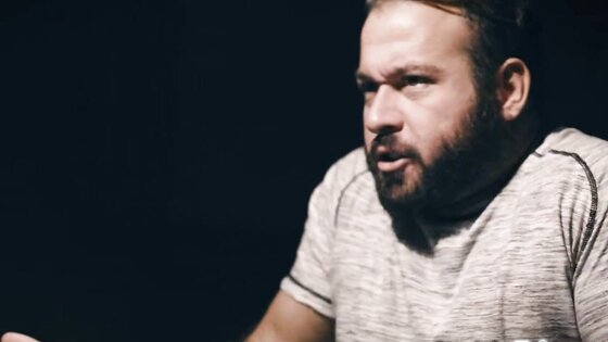 2 sides of the story who do you believe?