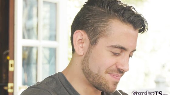 I fuck my trans fellow student in class