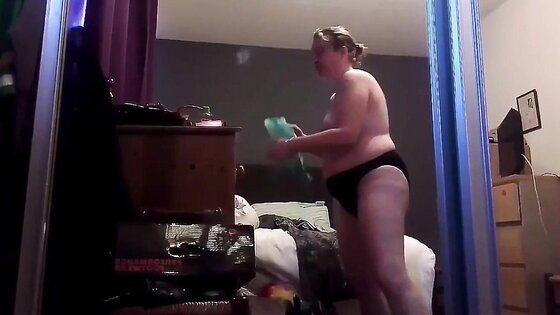 Intimate footage naked curvy stepmom