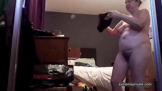 Intimate footage naked curvy stepmom
