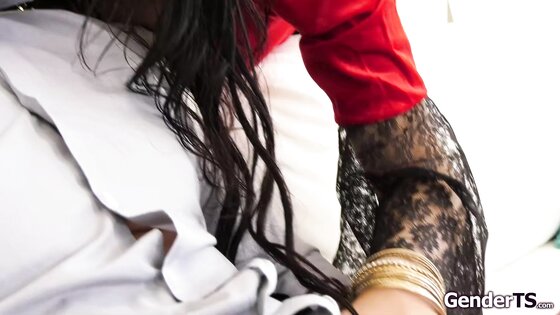 Latina shemale wants to be anal fucked