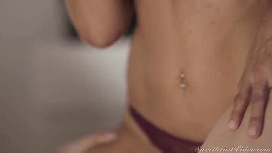 Hairy And Shaved Lesbians In Love