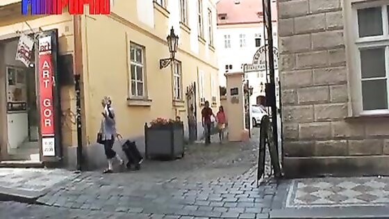Procházka po Praze. Sightseeing walk downtown Prague - Film Porno | porno video zdarma