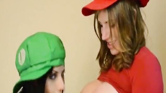 Super Mario Sisters