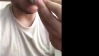 Straight lad wanting to suck cock