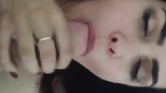 Amateur Blowjob and Facial