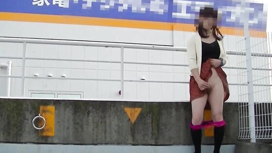 Japanese Crossdresser Outdoor Flashing.