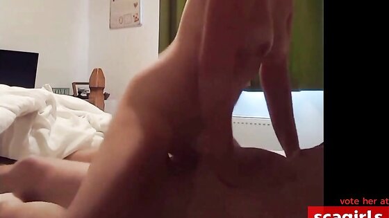 Horny girl loves to fuck and cum