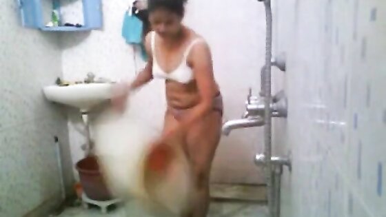 Indian College Babe In Hostel Shower