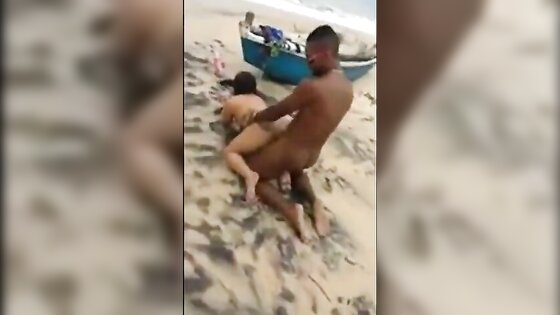 They Take Turns Taking Dick On The Beach