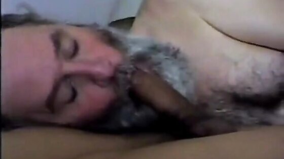 Bearded Daddy Suck and Swallow