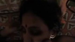 indian housegirl gets mouth fucked