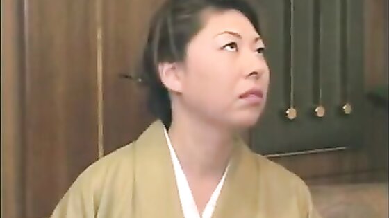 Japanese Family Face Slapping