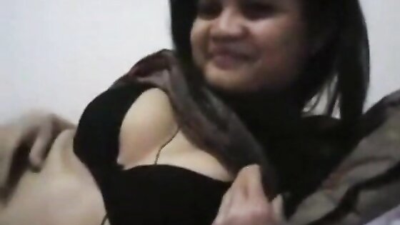 Philippino maid after work Skype