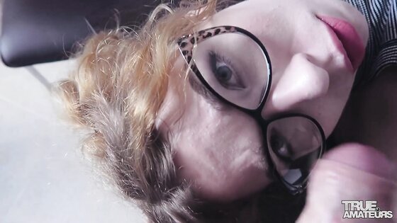 Deepbunnyhole nerdy redhead blowjob and fuck