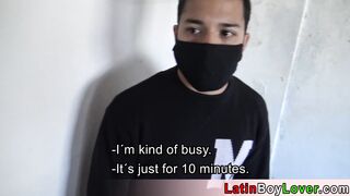 Amateur latin delivery guy earns some extra tip