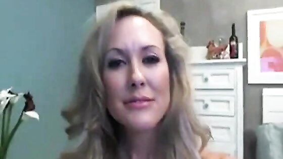 Brandi Love camshow