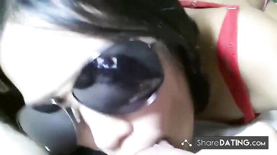 (Close up blowjob) Sucking in sunglasses