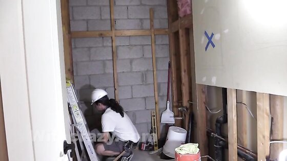 Contractor Fucks Mature Housewife Ass