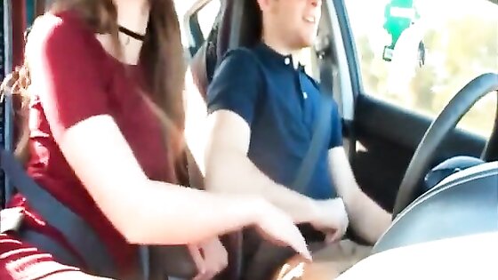 GF sucking cock in driving car