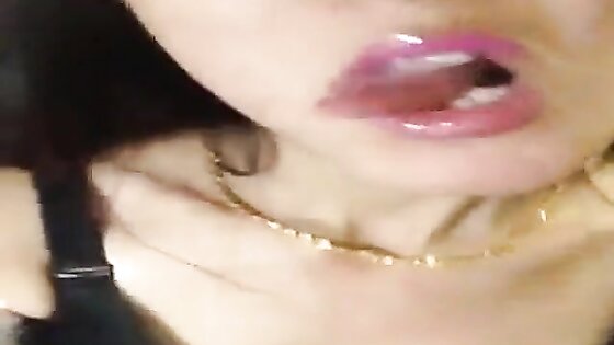 Freaky Asian girl pleasuring herself - selfie