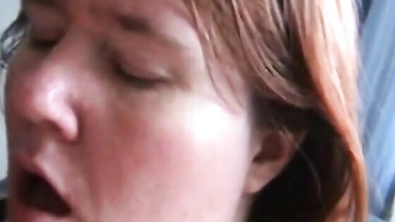 Swedish Sussi suger med ansiktsbehandling