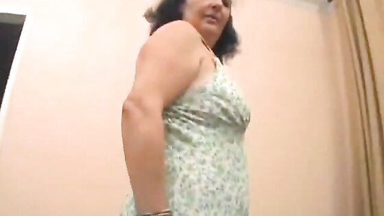 bunicuta fututa bine( granny bbw)