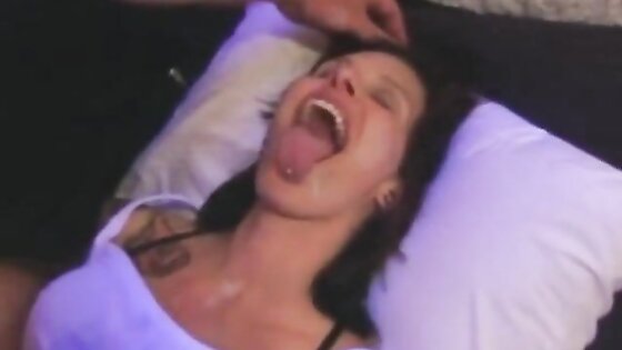 Girl With Huge Tongue Takes Facial