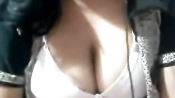 big boobs indian showoff