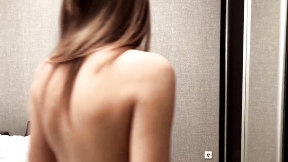 cuckold Cutie Facesitting