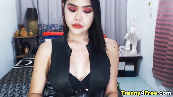 Amazing Tranny Loves To Masturbate Her Cock