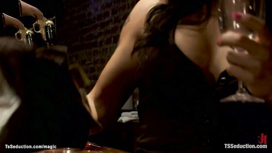 Big tits tranny bartender fucks client