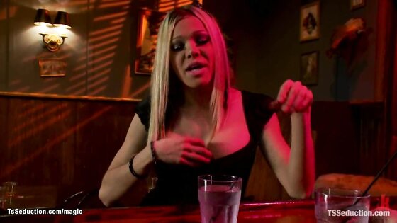 Bartender anal fucks blond shemale