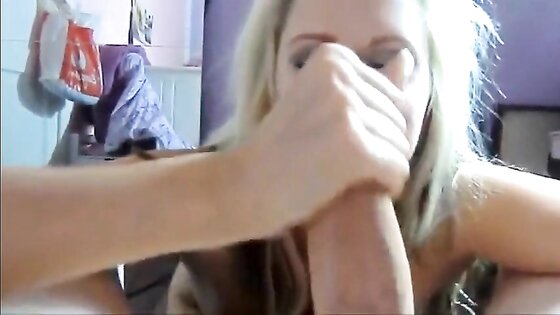 Lachende deutsche blonde Blowjob-Cumshot