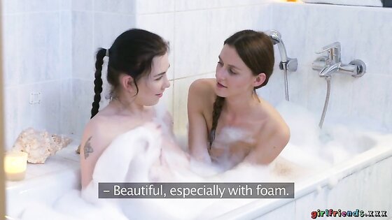 Cute Lesbians Bathtube Masturbation